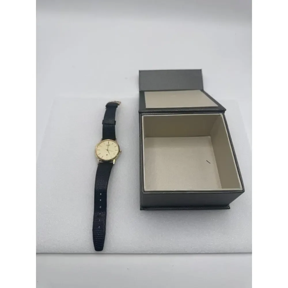 Vintage Mens Citizen Quick Set, Date at Six 6010 T15553 Quartz Japan Wrist Watch